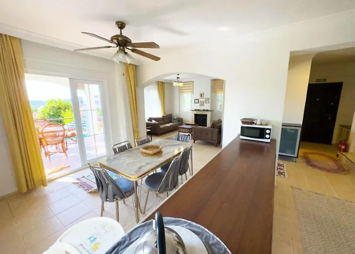 Rosetta Βίλα Ολουντενίζ