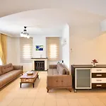 Rosetta Villa